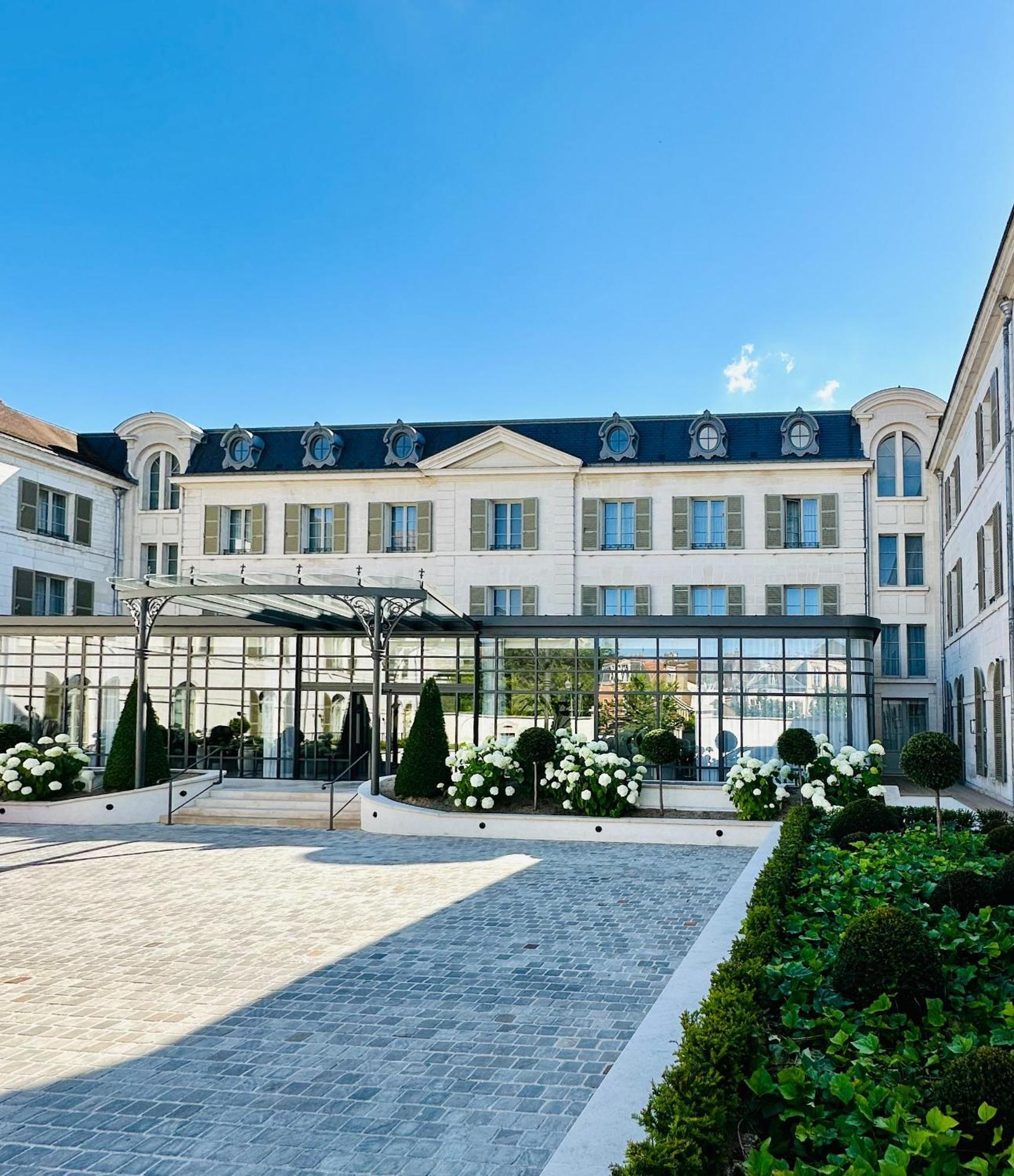 La Licorne Hotel & Spa Troyes - Mgallery Collection トロワ エクステリア 写真