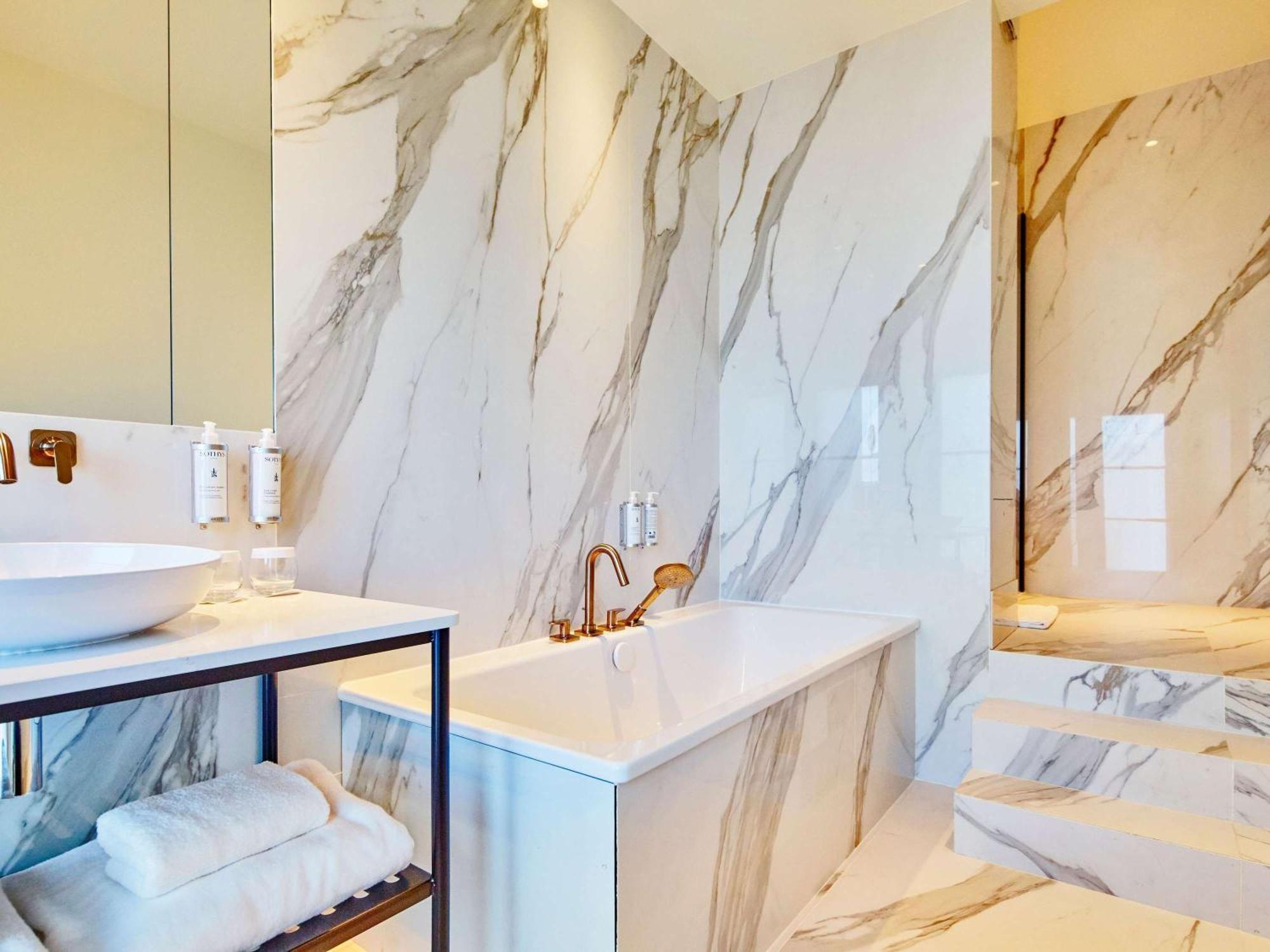 La Licorne Hotel & Spa Troyes - Mgallery Collection トロワ エクステリア 写真